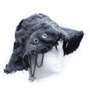 Pirate hat